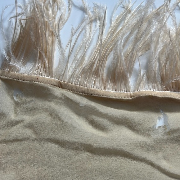 Gucci Vintage Rare Authentic 100% Silk Natural Feather Wrap Shawl 72” x 31” - Picture 10 of 16